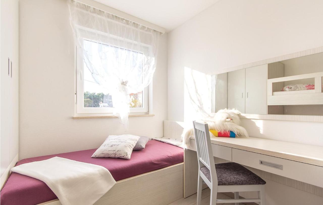 Lovely Apartment In Medulin With Kitchen Eksteriør billede